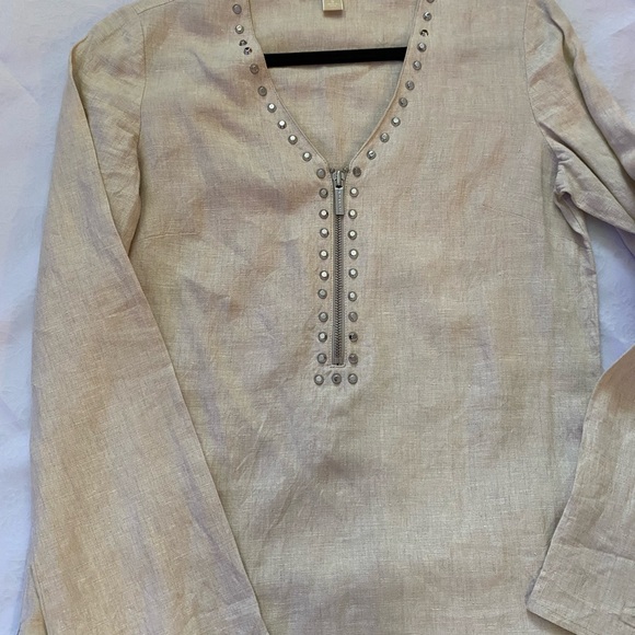 Michael Kors stylish 3/4 length top, Front & side zippers and sleeve zippers . - Picture 4 of 5